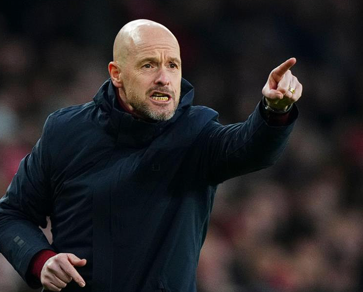 阿贾克斯官方发布海报贺滕哈赫56岁诞辰